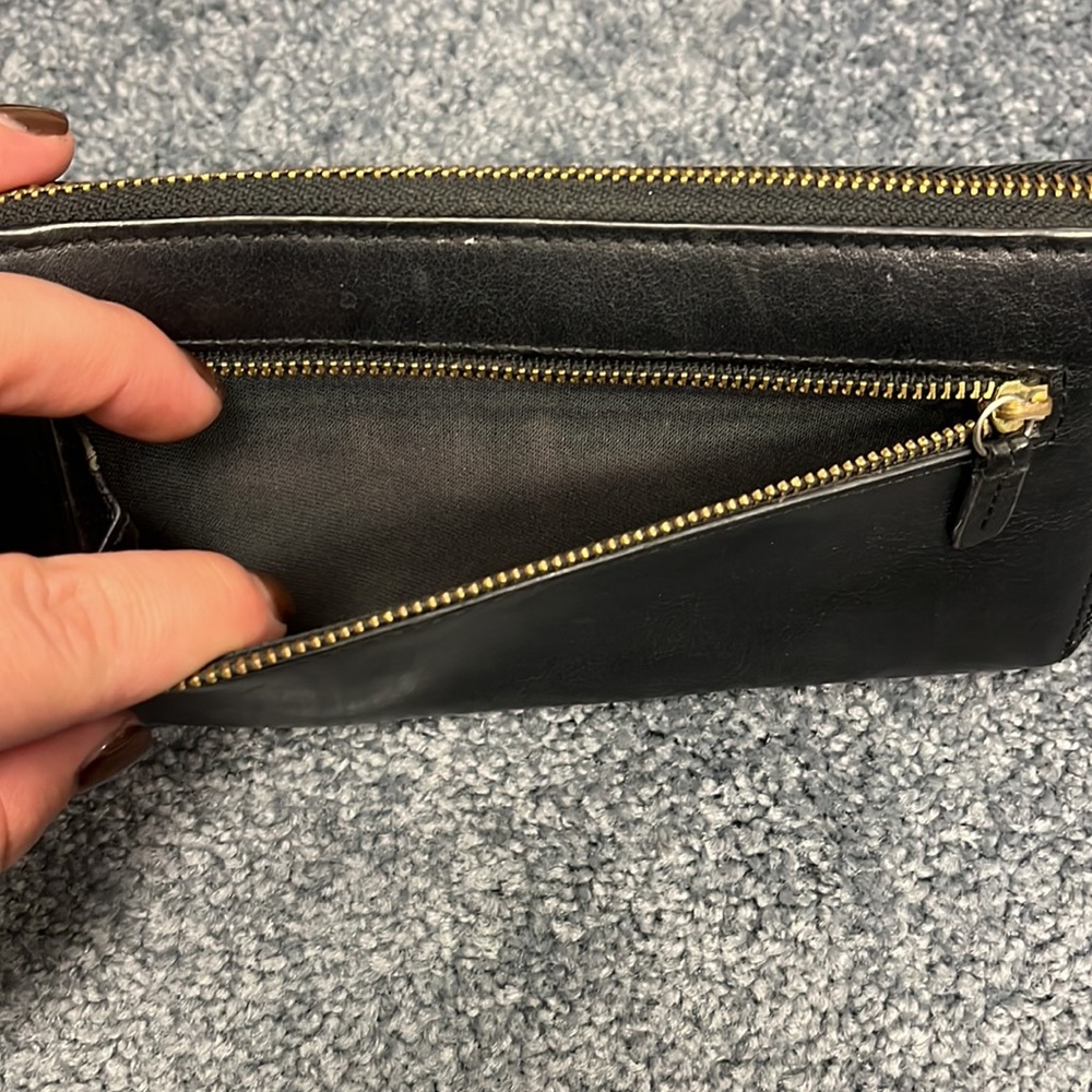 Fossil Wallet - image 2